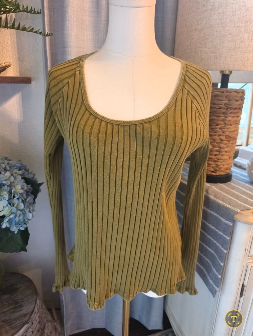 Knox Rose Ribbed Top